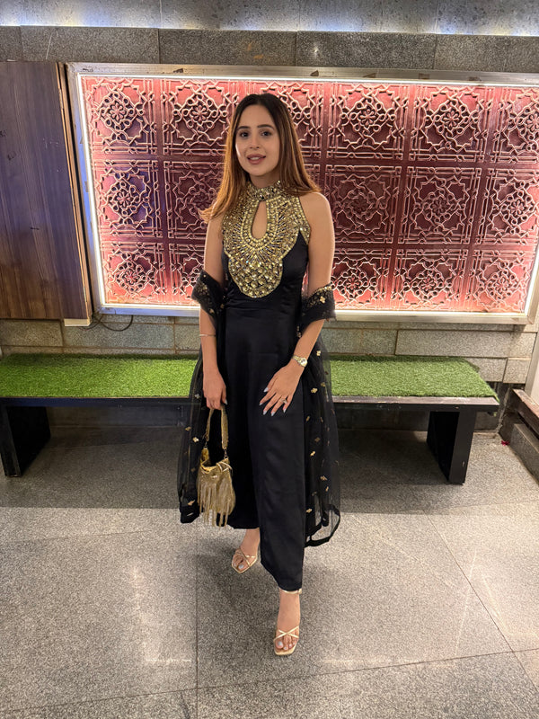 Ashveek black mirror anarkali