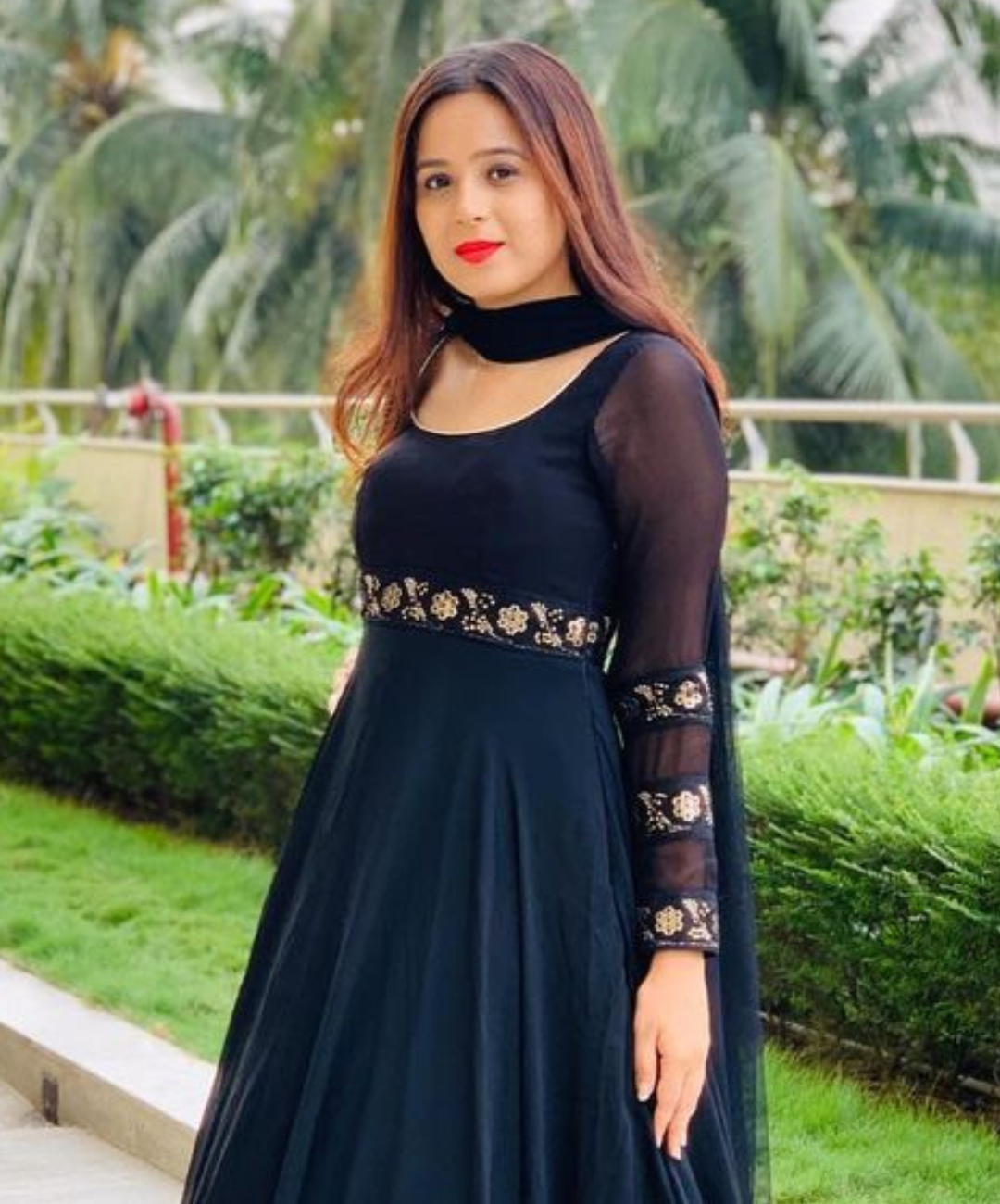 Black Anarkali with lucknowi border detailing